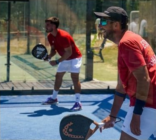 Le Padel, un sport qui séduit de plus en plus en France
